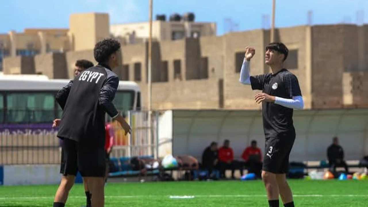 منتخب الناشئين ينهي تدريباته لمواجهة المغرب.. ودرويش يحفز اللاعبين